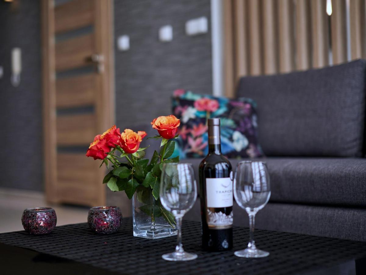 4Uapart-Apartment Studio Platan New York Swinoujscie Dış mekan fotoğraf