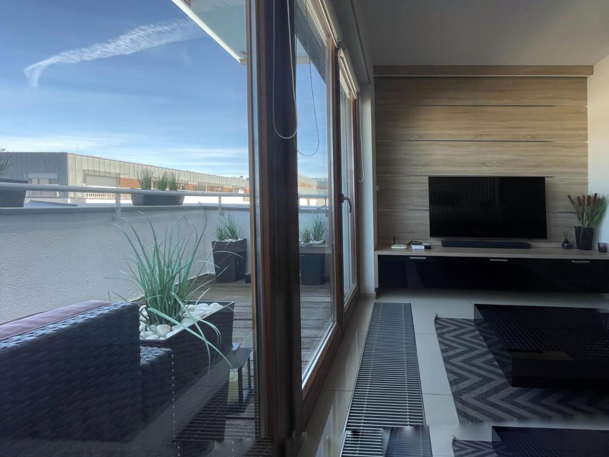 4Uapart-Apartment Studio Platan New York Swinoujscie Dış mekan fotoğraf